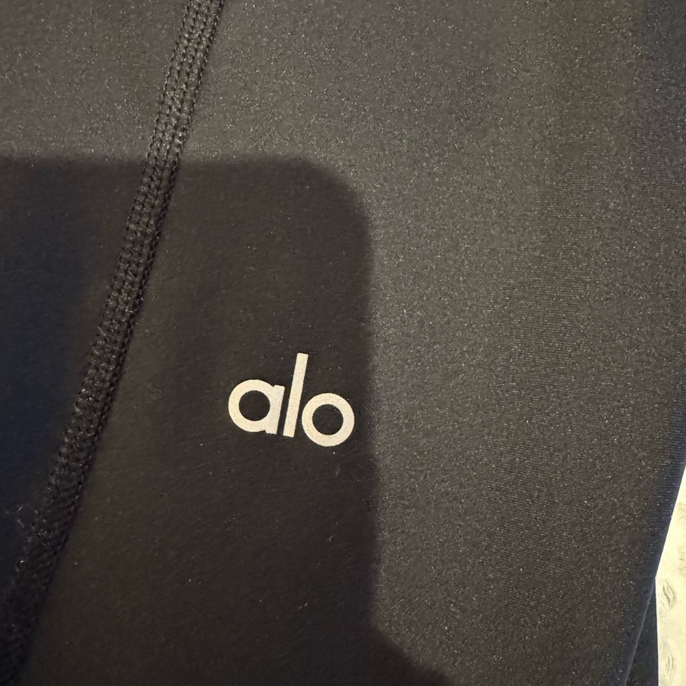 ALO Airlift High Waist 7/8 Charmer Leggings in Medium, like new, only worn once